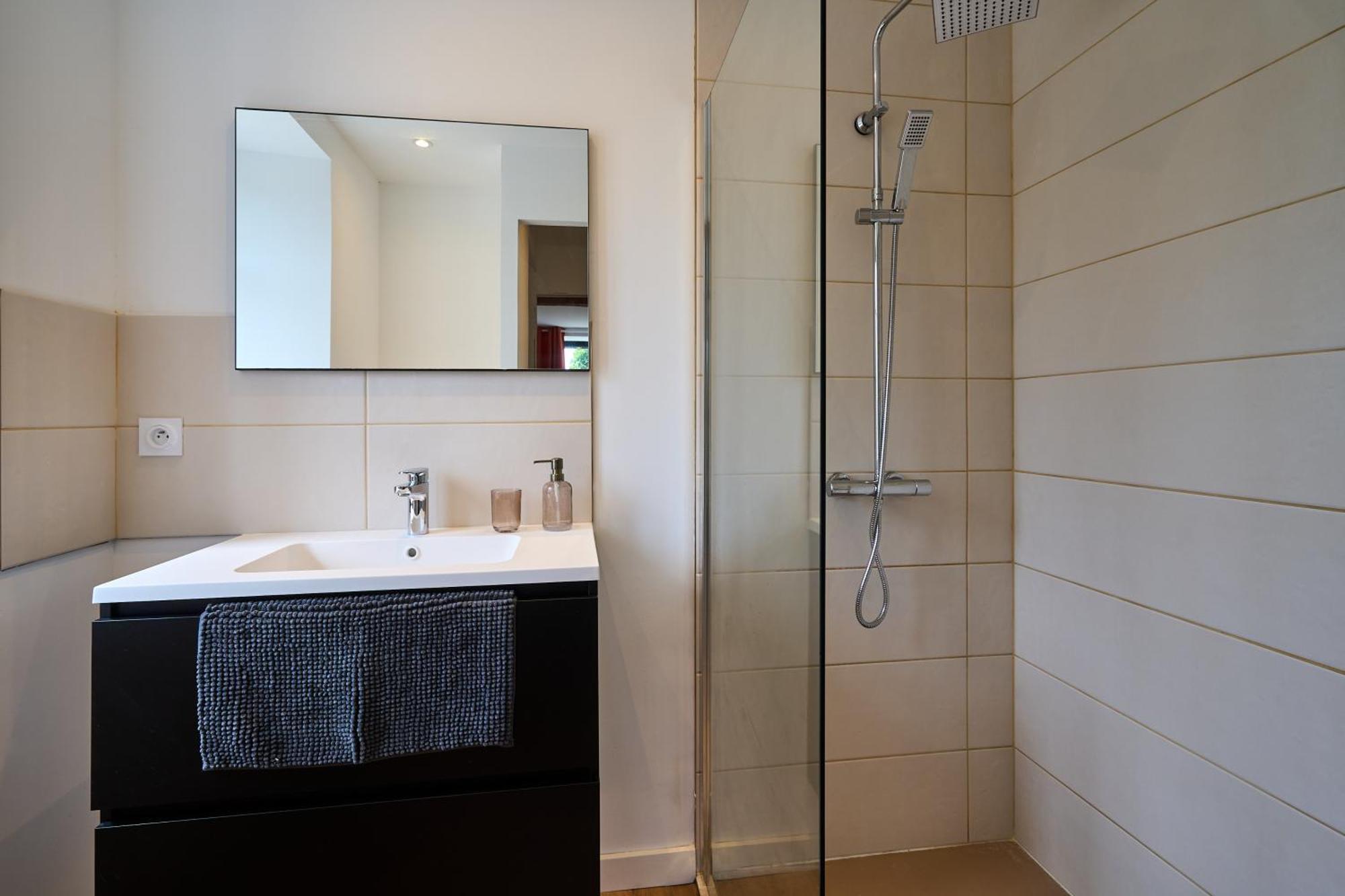 Апартаменты Le Rempart Harmonieux - Triplex Au Pied De La Cite Каркассон Экстерьер фото